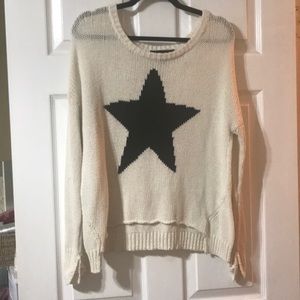 Oversized knit sweatshirt black & cream with star
